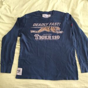 Johnson Motor’s Tiger Graphic Thermal Blue L